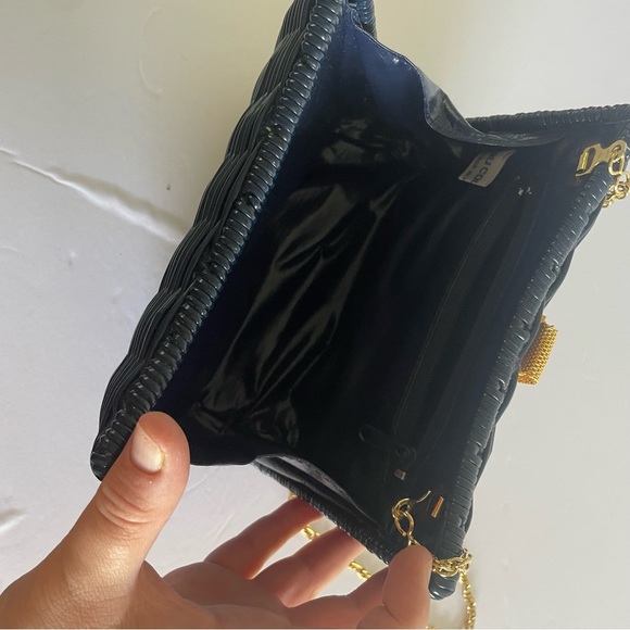 Vintage Au Courant Woven Basket Shoulder Purse Navy Blue w/ Gold Details - Picture 9 of 16